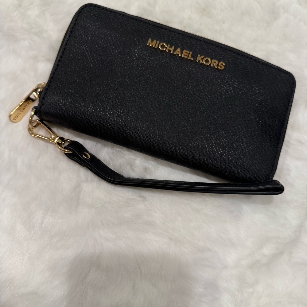 Michael Kors Black Wristlet Wallet